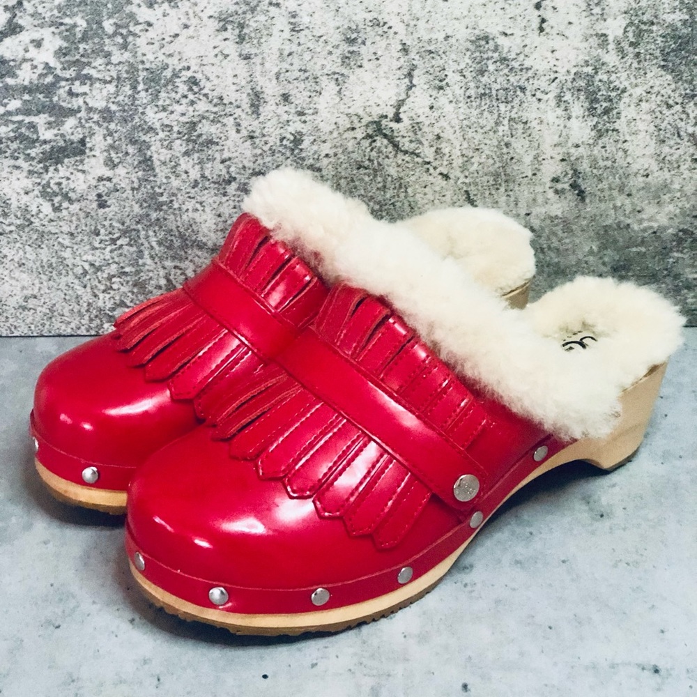 NEW Red Ugg Clogs Girls Size 2